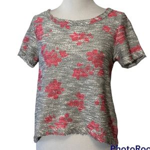 Anthropologie Postmark Knit pink flower top size small, gray with flowers